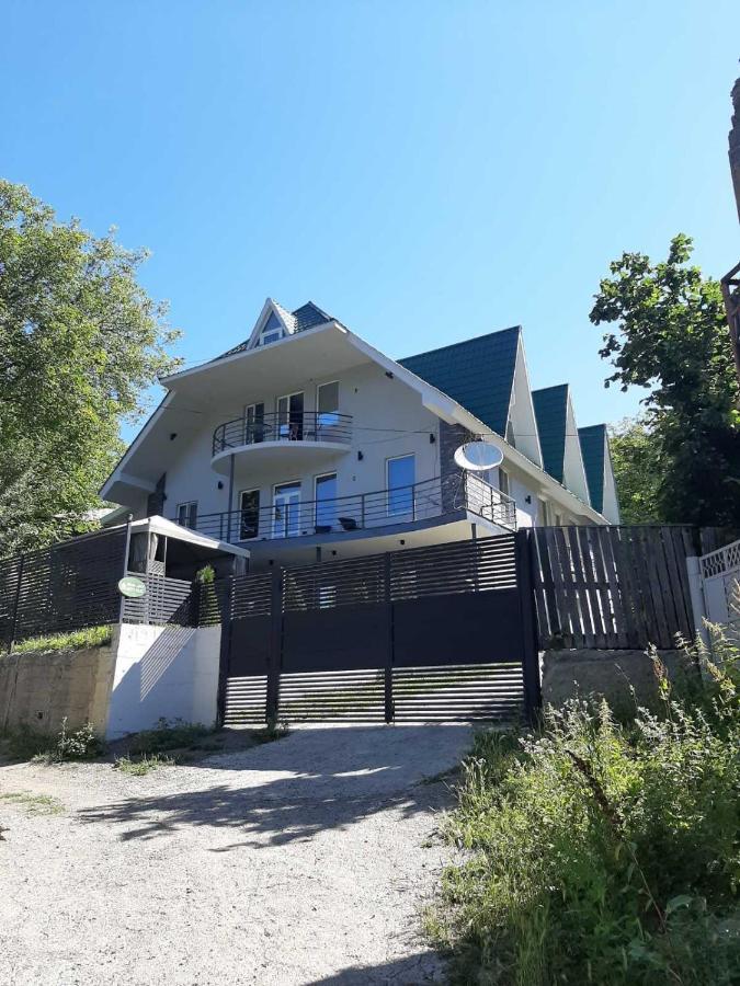 Green Villa Tsaghveri 外观 照片