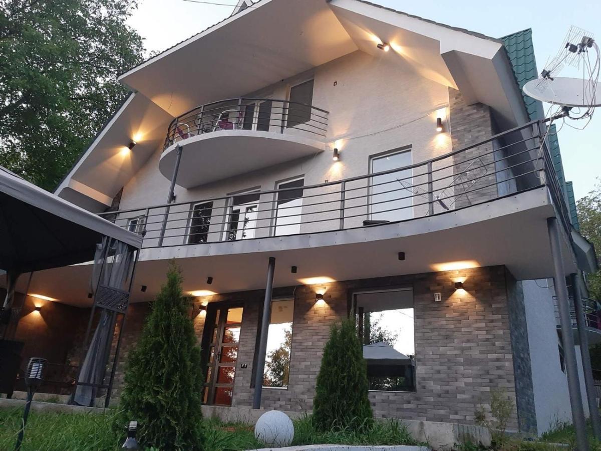 Green Villa Tsaghveri 外观 照片